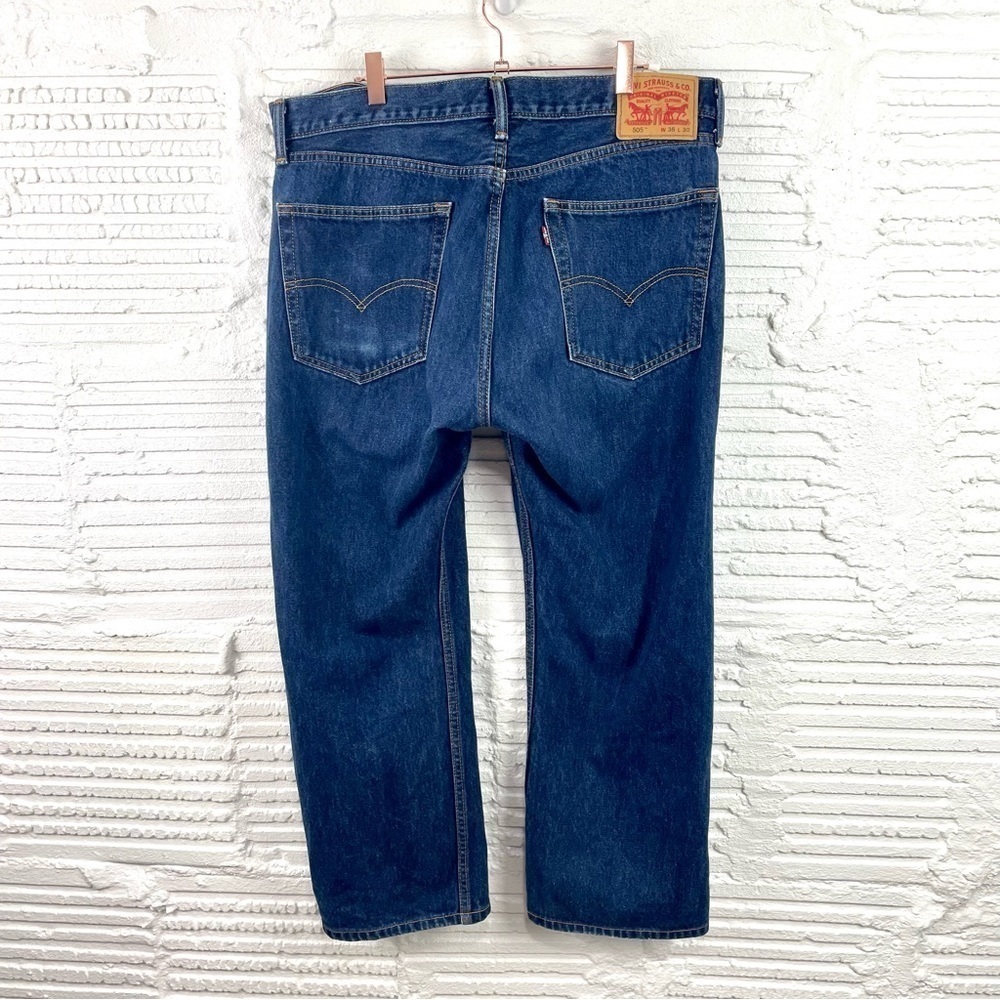 Levi's Men's 505 Straight Jeans Medium Wash 100% Cotton Waist 36 - Picture 9 of 15
